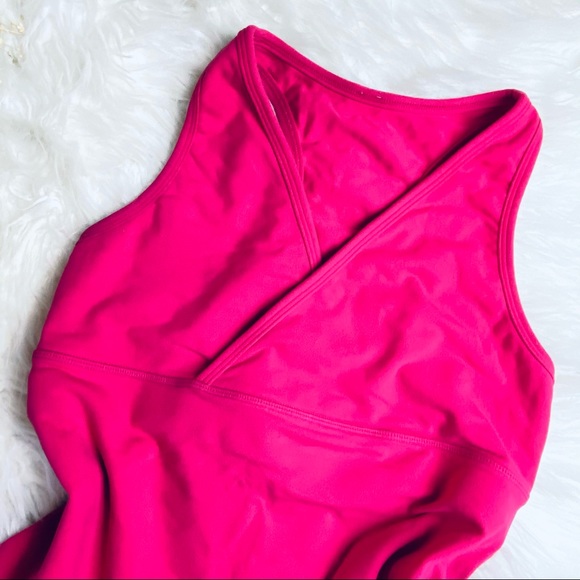 Lululemon Deep V tank wet dry warm
in red - Picture 2 of 6
